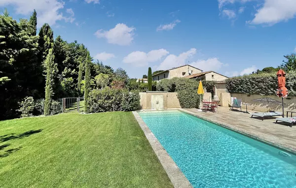 Paradou in Provence