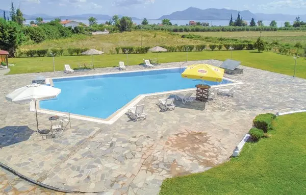 Kamena Vourla in Greece Mainland