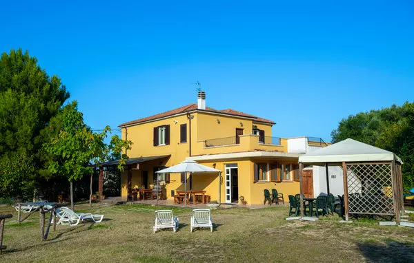 5 bedroom Roseto Degli Abruzzi in Abruzzo