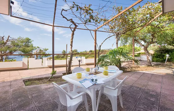 2 bedroom Joppolo in Calabria