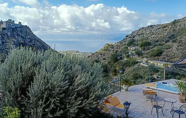2 bedroom Motta San Giovanni in Calabria