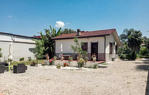 2 bedroom Polistena in Calabria
