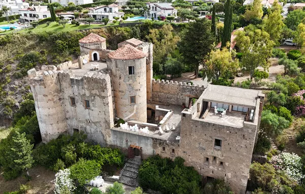 2 bedroom Praia A Mare in Calabria