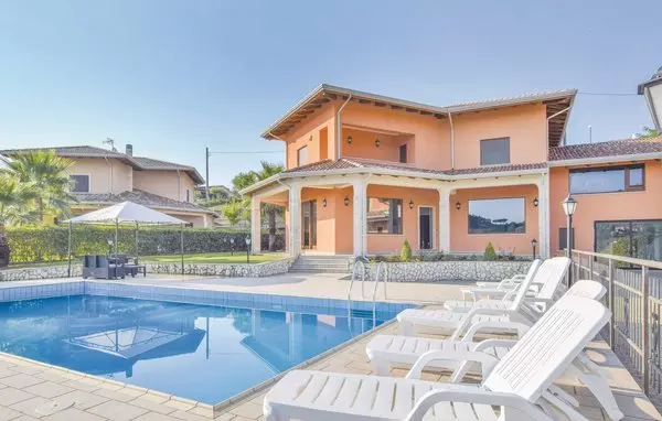 5 bedroom Rende in Calabria