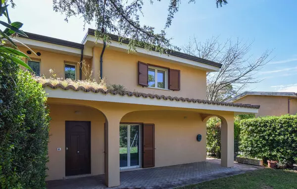 3 bedroom Roccelletta Di Borgia in Calabria