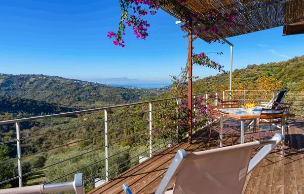4 bedroom Laureana Cilento in Campania