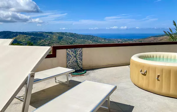 4 bedroom Laureana Cilento in Campania