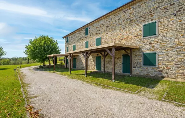 2 bedroom Loiano in Emilia Romagna