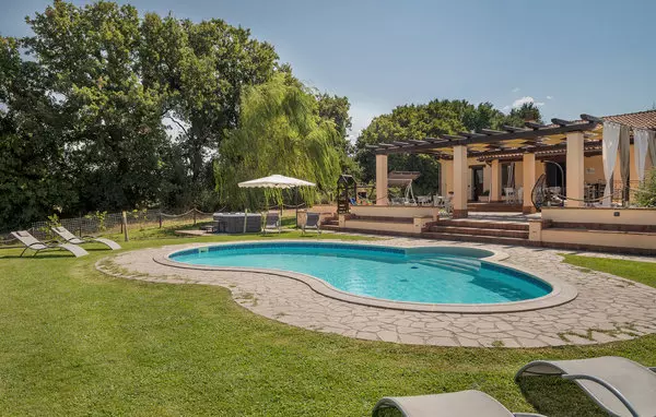 5 bedroom Capodimonte in Lazio Countryside
