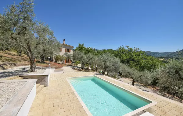 4 bedroom Toffia Rieti in Lazio Countryside