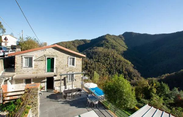 4 bedroom Tribogna in Liguria