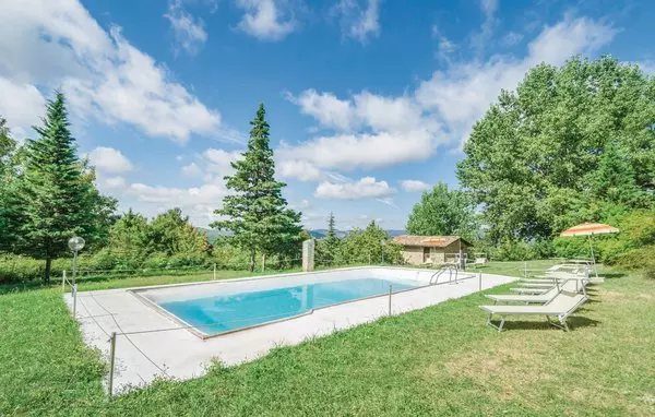 4 bedroom Apecchio in Marche