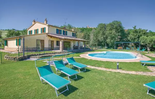4 bedroom Barchi in Marche