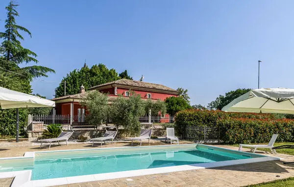 2 bedroom Cingoli in Marche