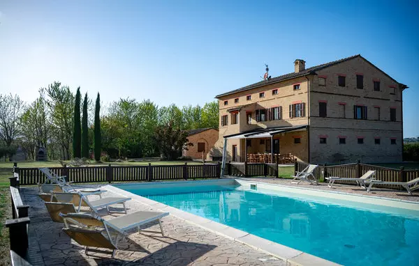 6 bedroom Treia in Marche