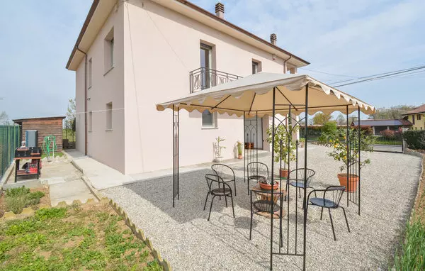 2 bedroom Bene Vagienna in Piedmont