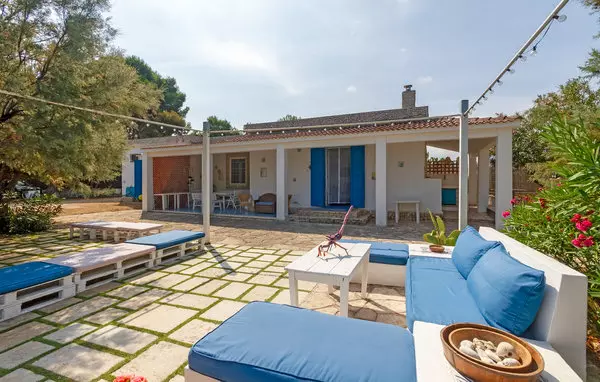 2 bedroom Trani in Puglia