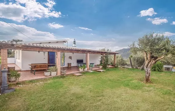 2 bedroom Oliena in Sardinia