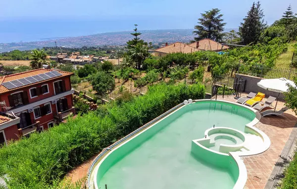 6 bedroom Sant'alfio in Sicily