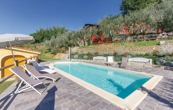 3 bedroom Camaiore in Tuscany