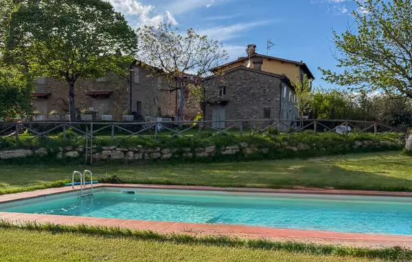 6 bedroom Poppi in Tuscany