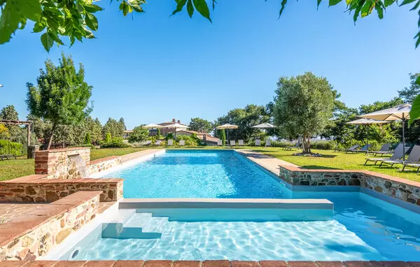 3 bedroom Trequanda in Tuscany