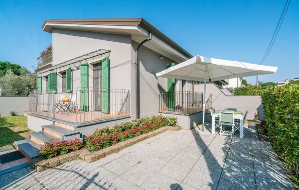 4 bedroom Viareggio in Tuscany