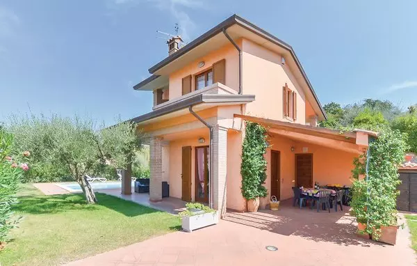 4 bedroom San Feliciano Lago Trasimeno in Umbria