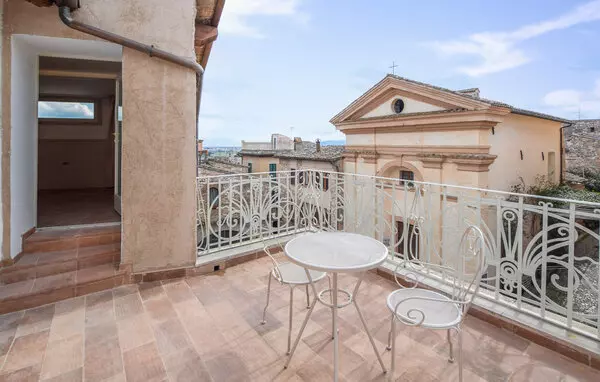 5 bedroom Spello in Umbria
