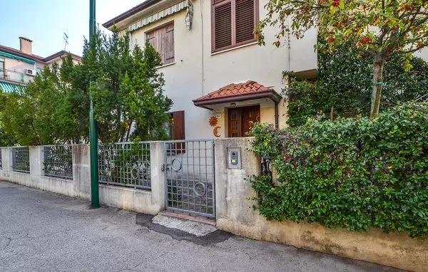 2 bedroom Mestre in Venetian Coast